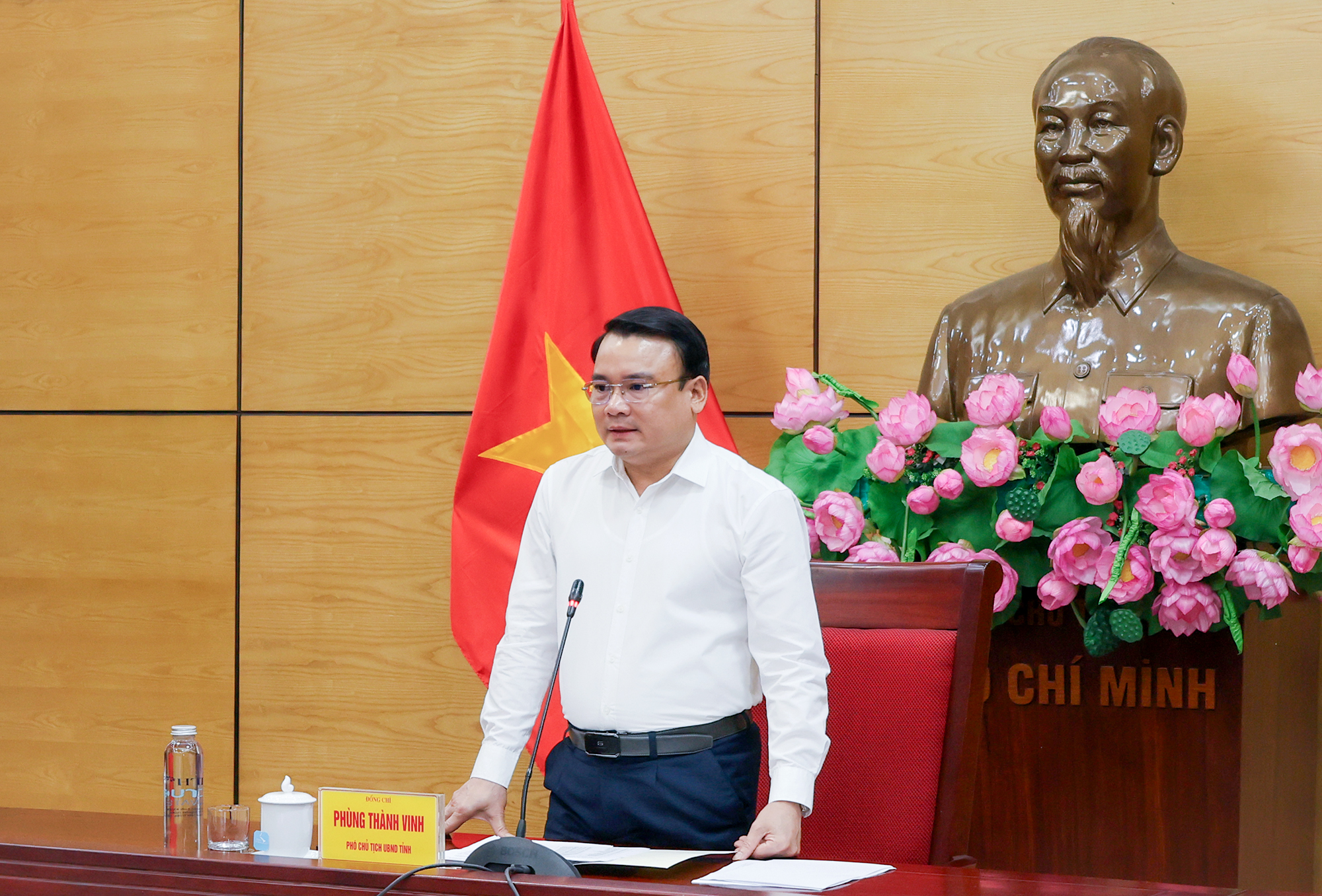 Anh-tin-bai